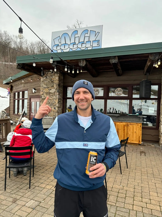 5 Reasons Why The Foggy Goggle is One of the Best Après Ski Bars - All About Apres Ski