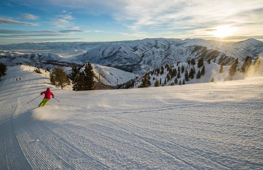 Après-Ski Adventures: Your Guide to Luxe Winter Retreats - All About Apres Ski