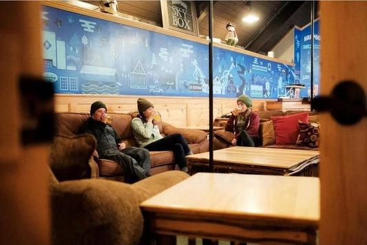 Waterville Valley's Harpoon Sky Box Turns A Day at the Office Into Après-Ski - All About Apres Ski